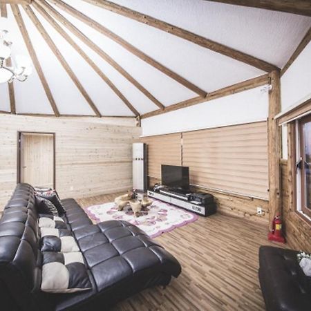 Sunyang Village Pension Чеджудо Экстерьер фото